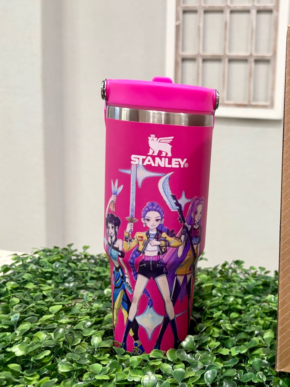 Customized  Stanley w k pop Demond hunter design